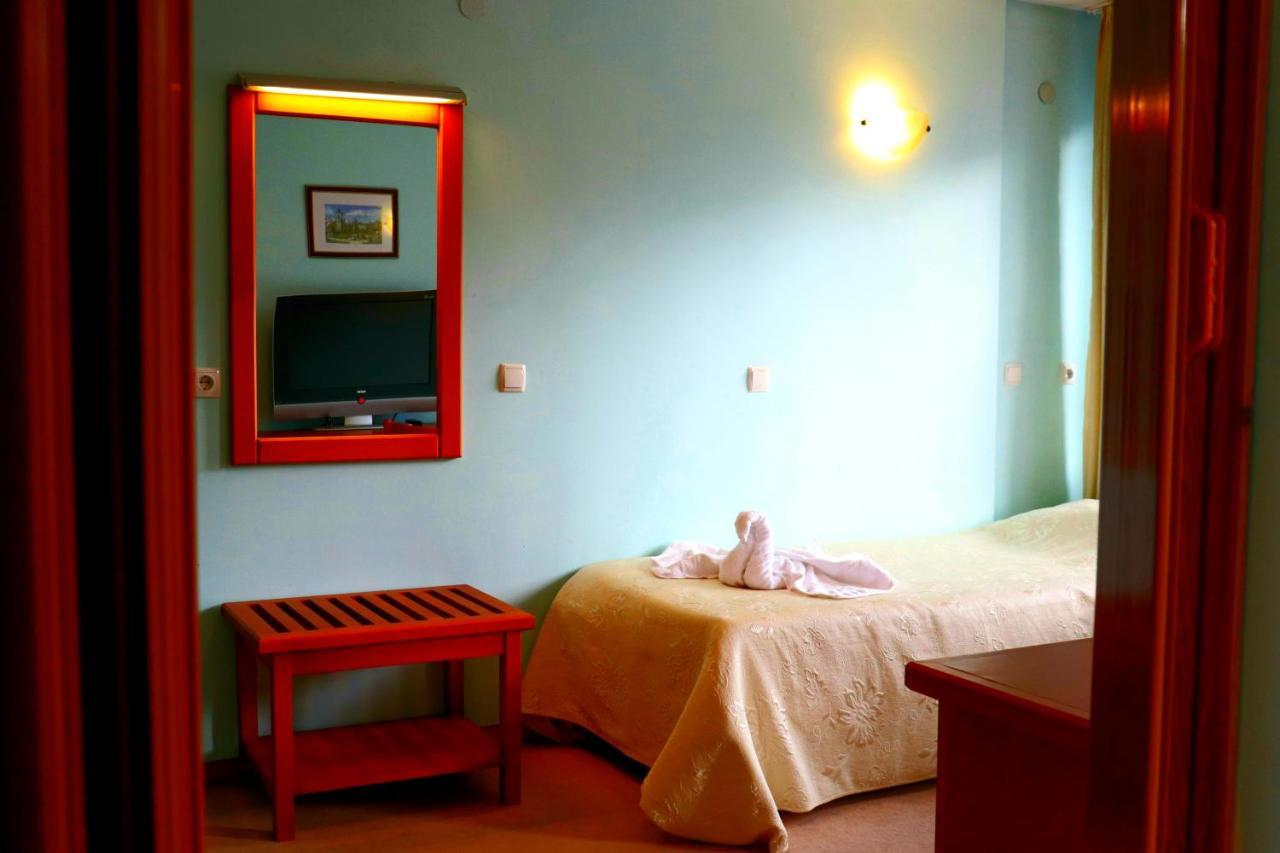 Family Hotel Nadine Bansko Zewnętrze zdjęcie