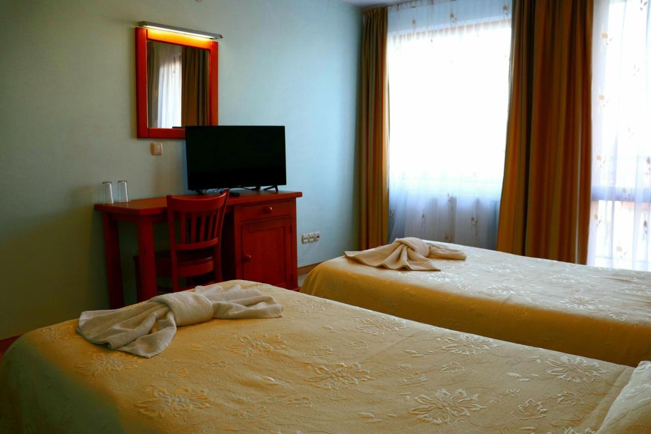 Family Hotel Nadine Bansko Zewnętrze zdjęcie