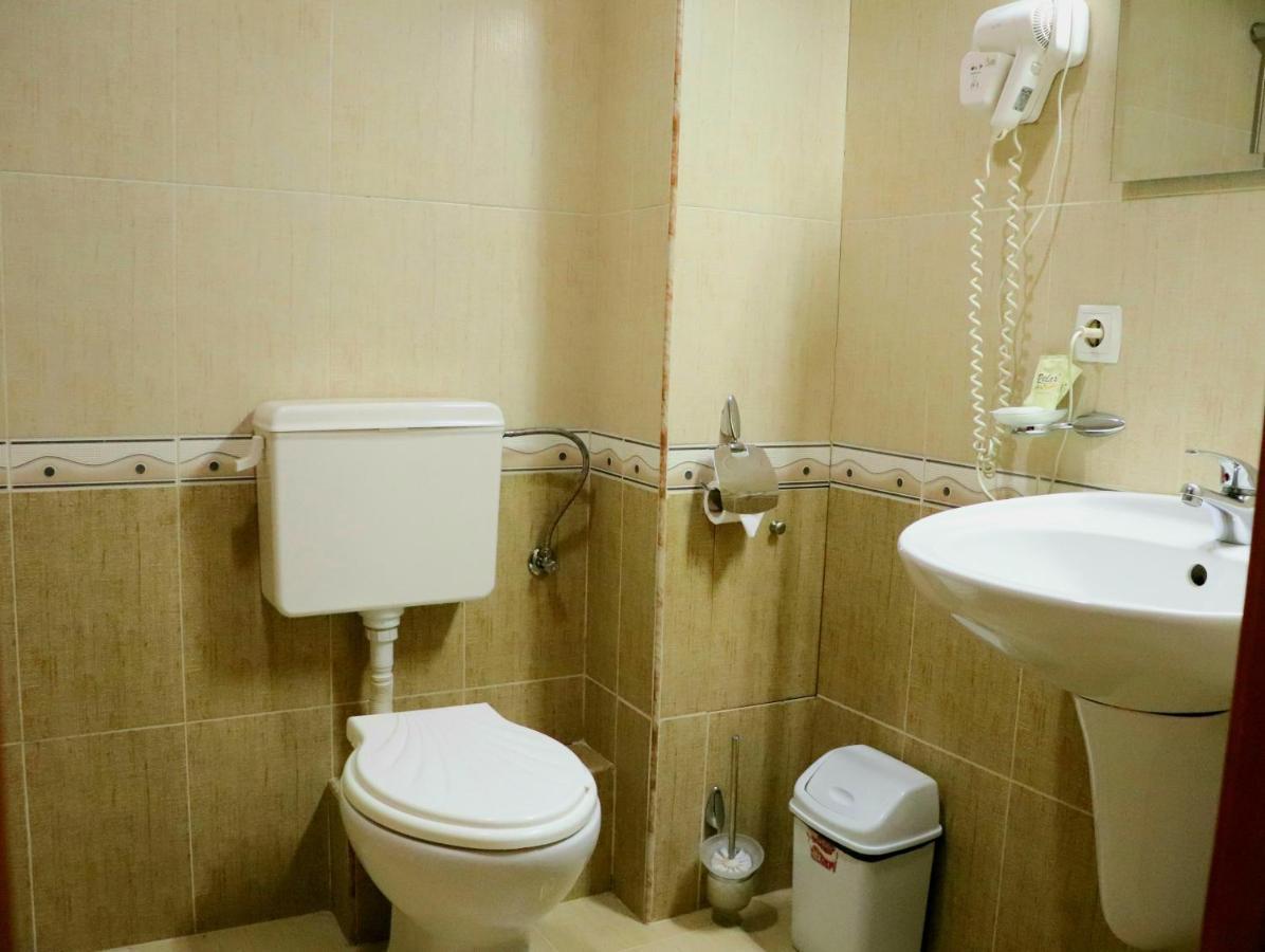 Family Hotel Nadine Bansko Zewnętrze zdjęcie